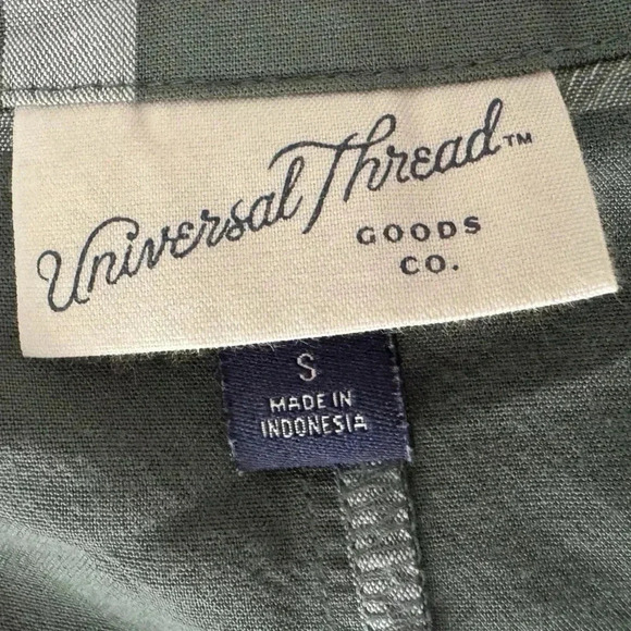Universal Thread Sage Plaid Blouse Top Button Up Tie Hem Size Womens Small - Picture 9 of 11